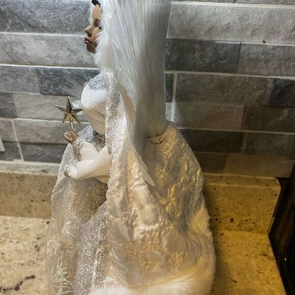 Vintage 16” Dark Skin Angel In White Tree Topper/ Figurine ( See Description)‎ - Picture 4 of 6